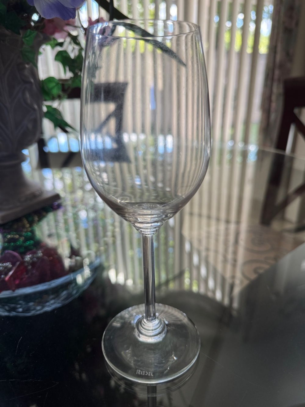 Riedel Clear Wine Glass - Transparent